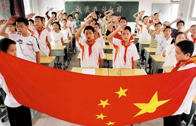 救援怒吼的狮子